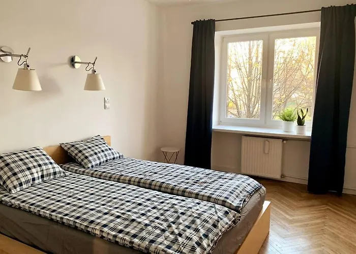 Charming Apartment In Old Mokotow