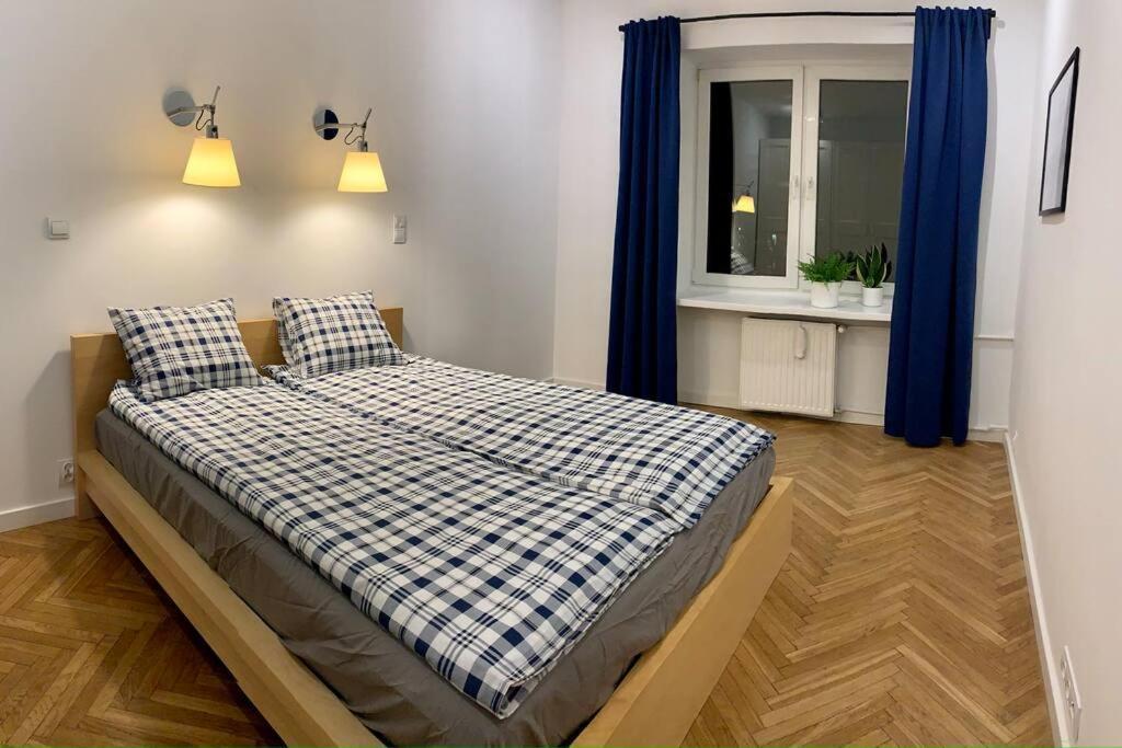 Charming In Old Mokotow Apartment Warschau